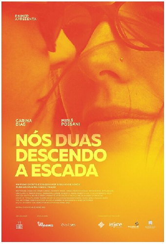 Nós Duas Descendo a Escada