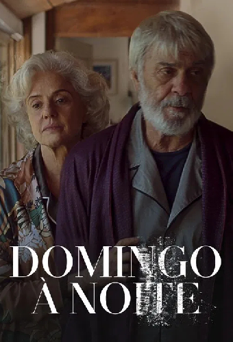 Domingo à Noite