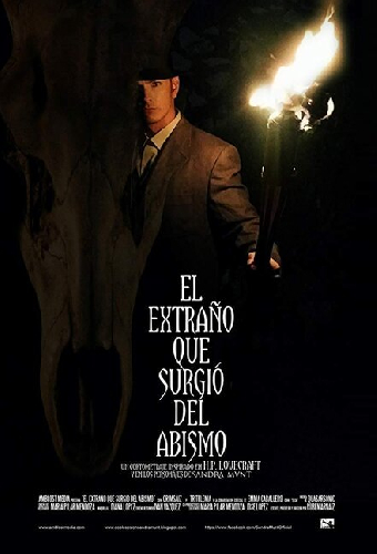 El extraño que surgió del abismo