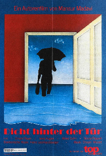 Dicht hinter der Tür