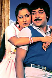 Intlo Ramayya Veedilo Krishnayya