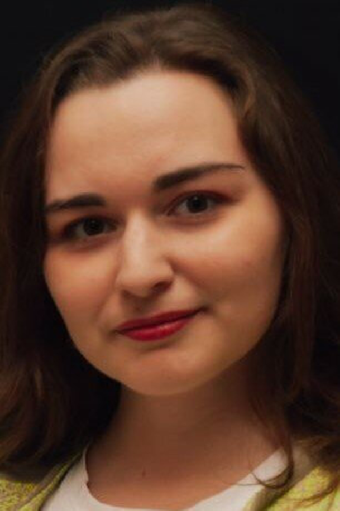 Елена Басова
