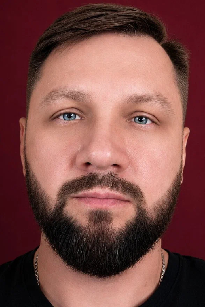 Евгений Пешняк