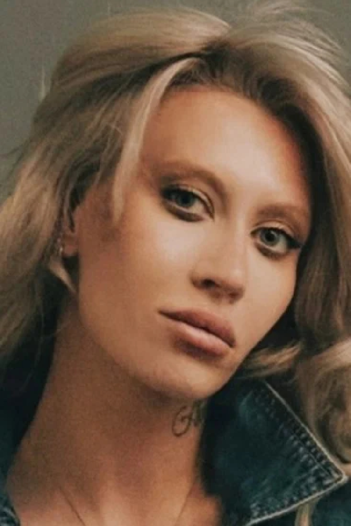 Елена Вахтурова