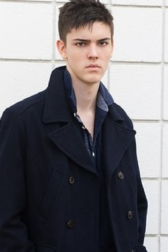 Оливер Дж. Альварес