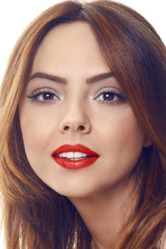 Эбру Гюндес