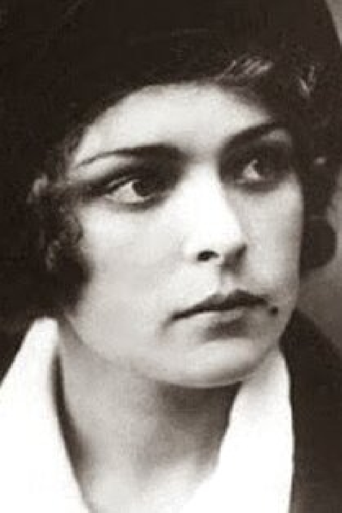 Кора Ландау-Дробанцева