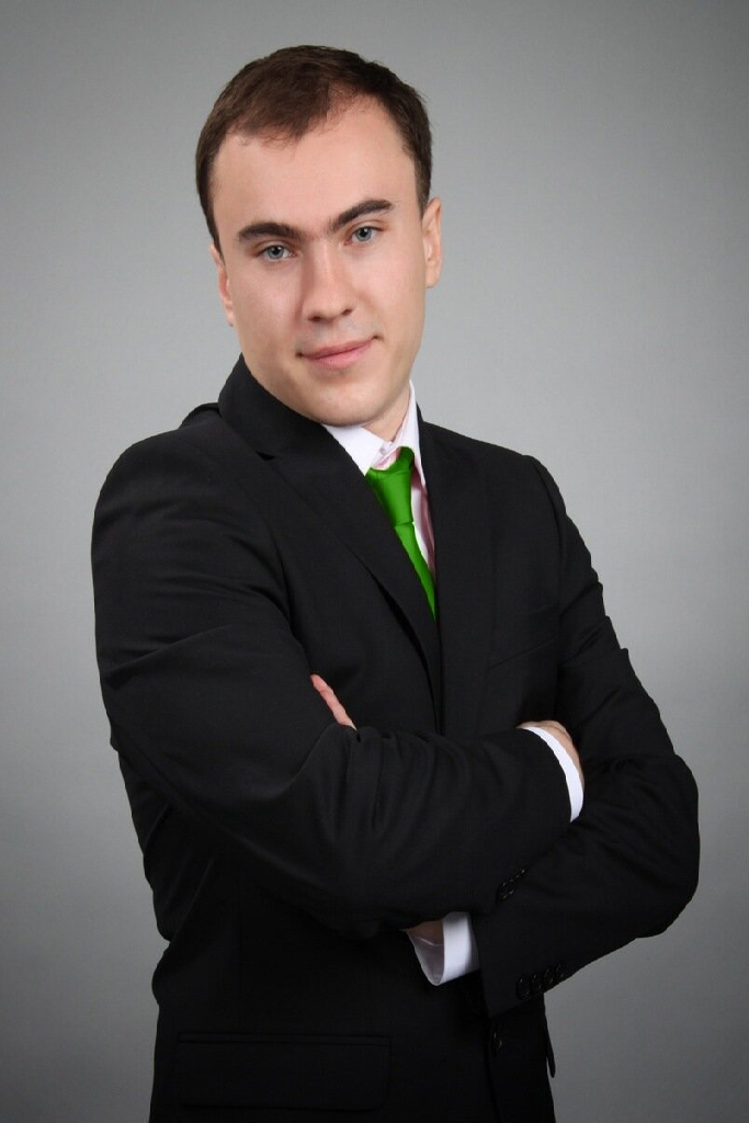 Александр Жулин