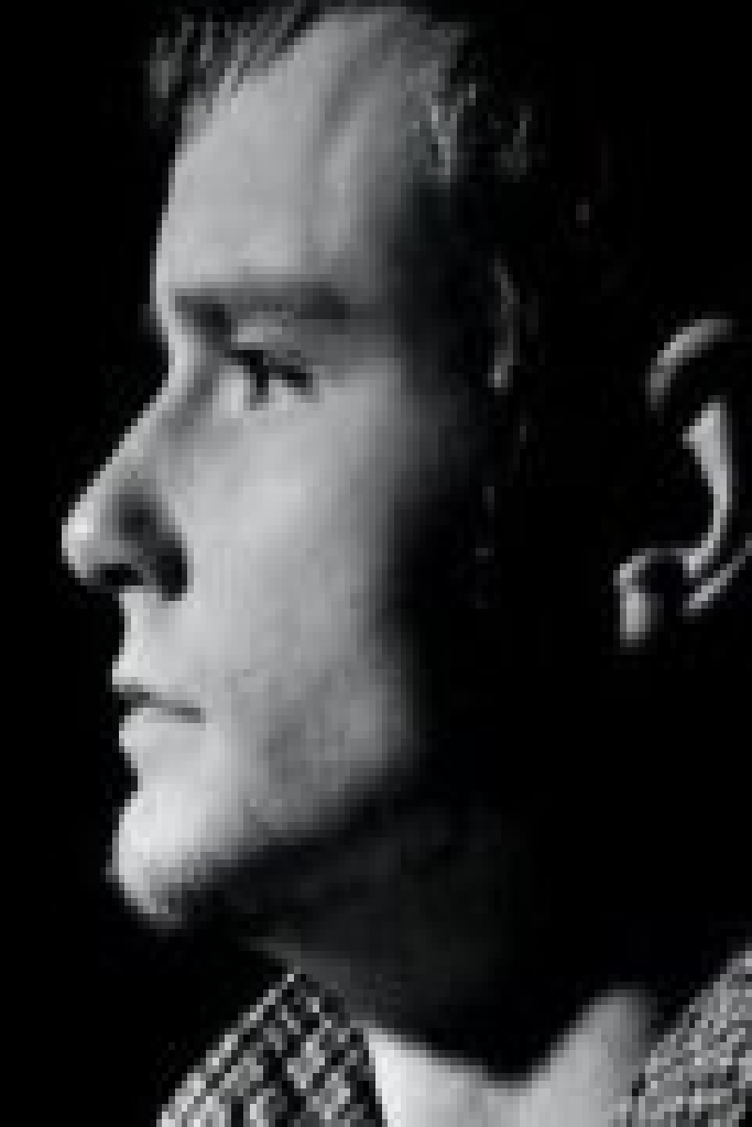 Dan Brown