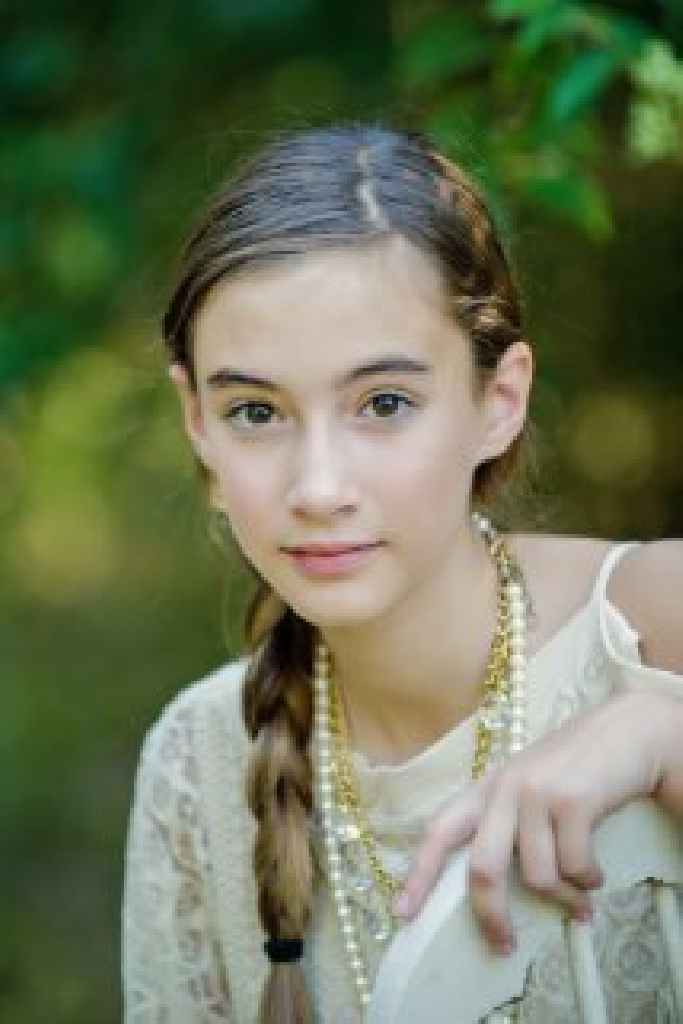 Maddie Bleu