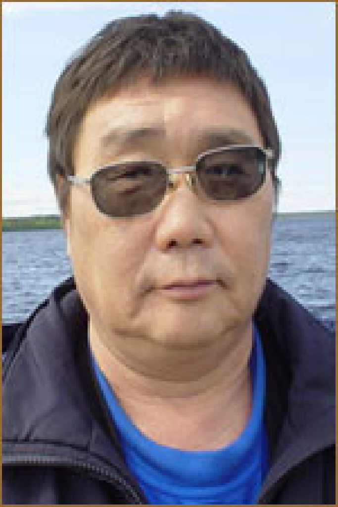 Олег Манджиев