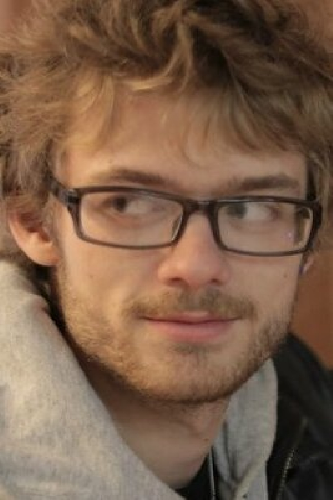 Владимир Захаров