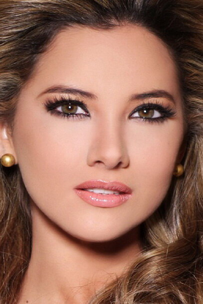 Daniella Álvarez