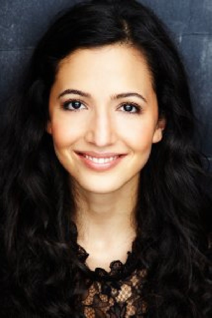 Maggie Naouri
