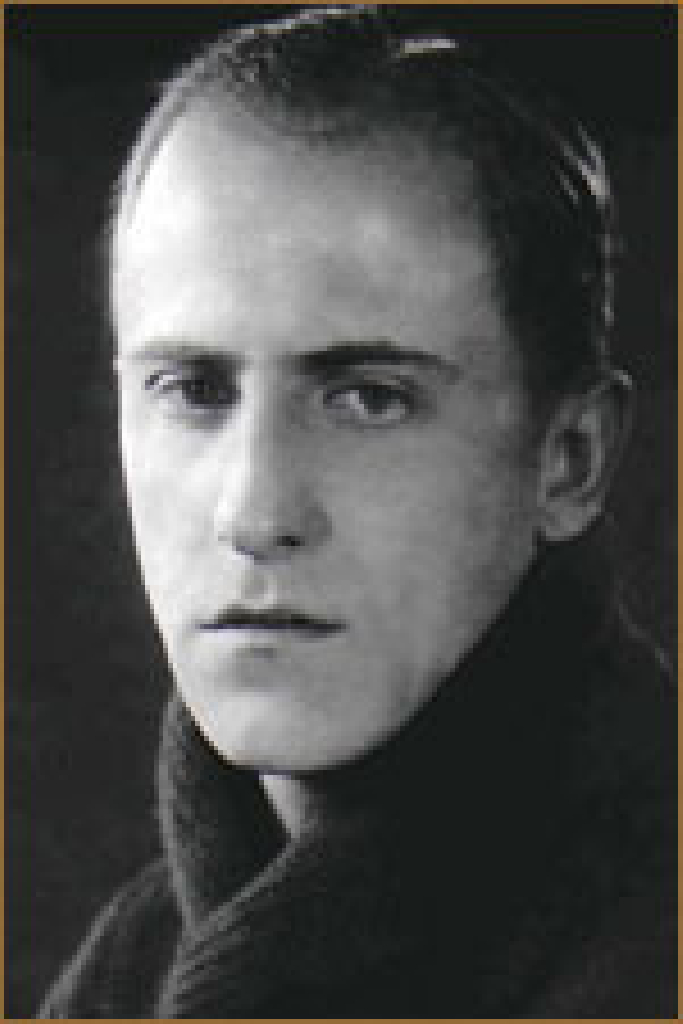 Глеб Буштуев