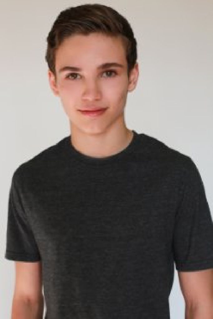Andrew Paris