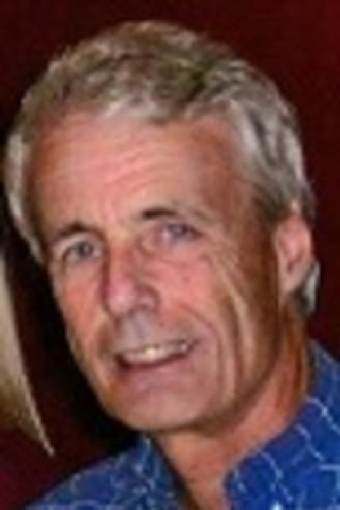 Erik V Wolter