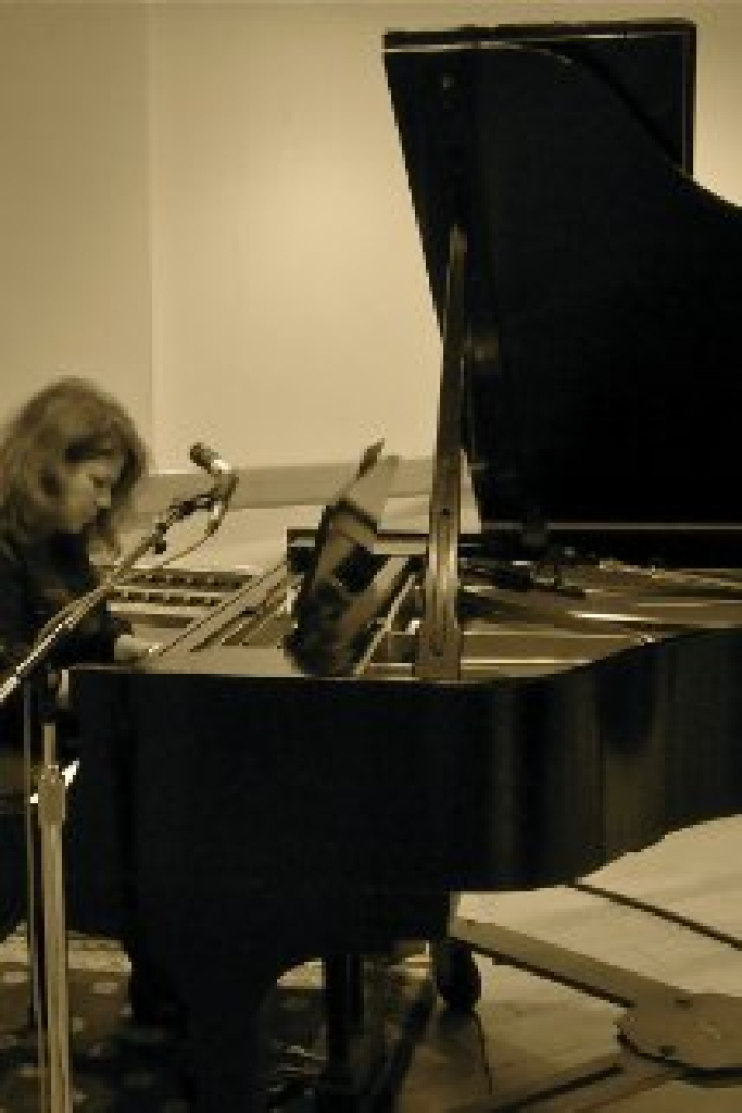 Eve Nelson