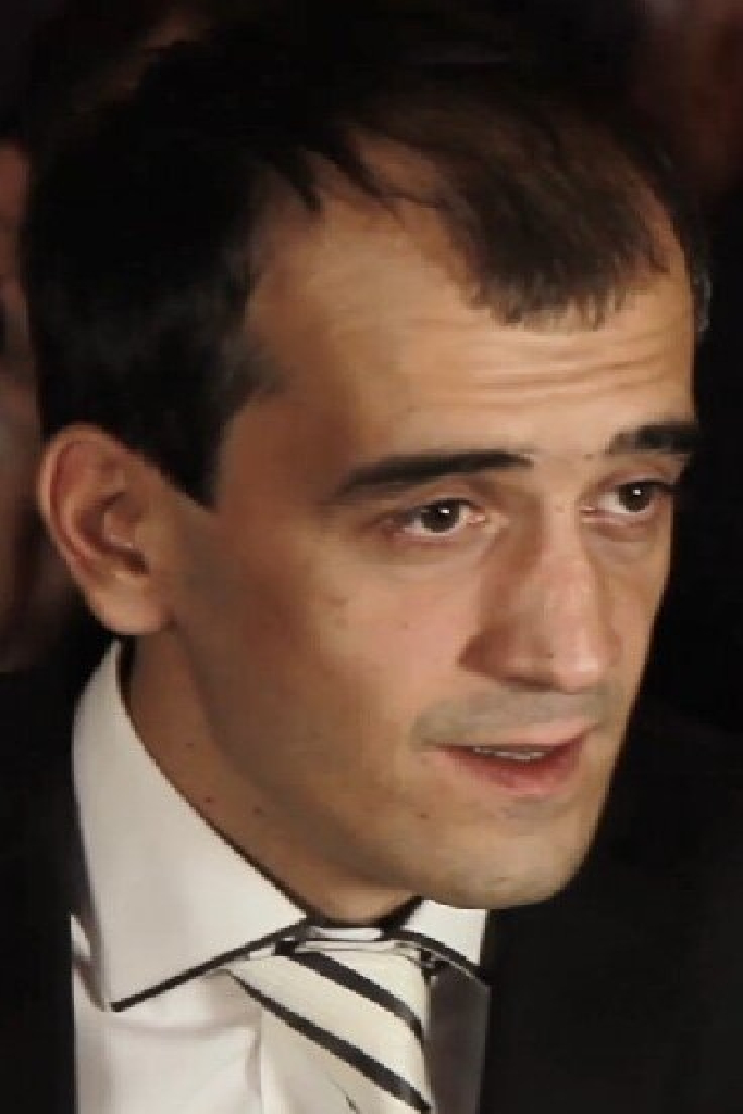 Зуральбий Зехов