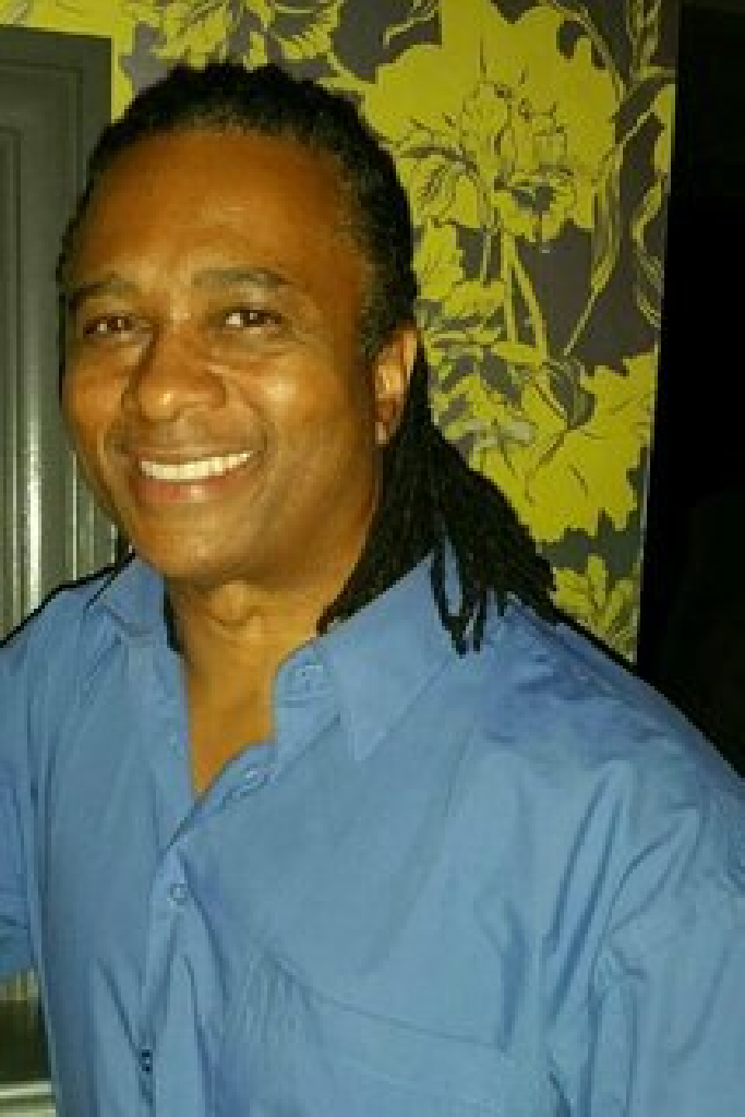 Stuart Hinds