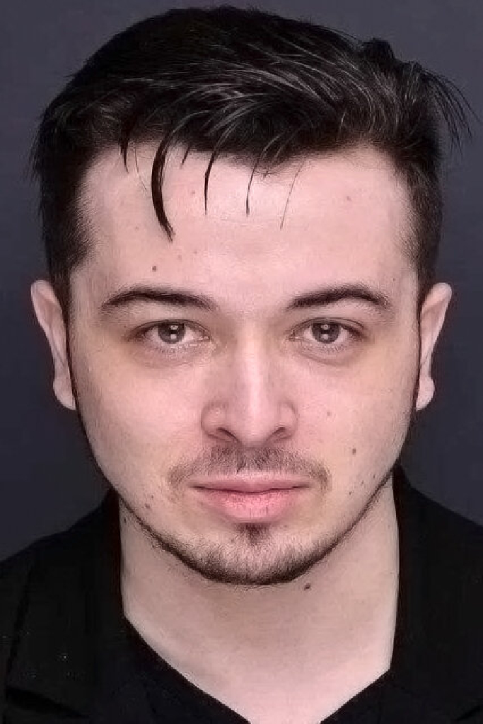 Андрей Ежов