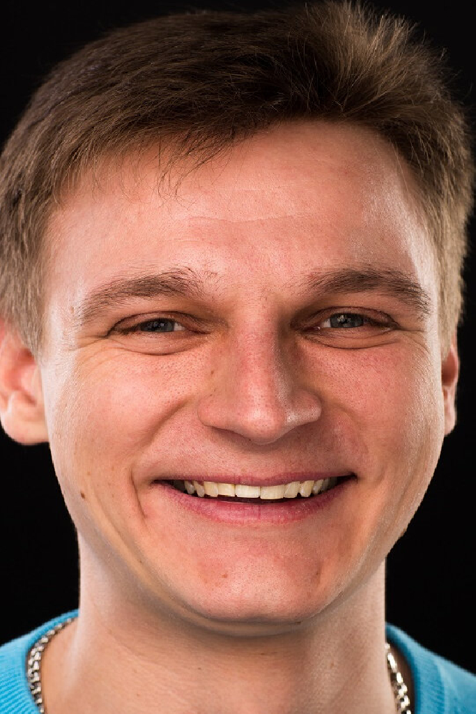 Денис Елисеев