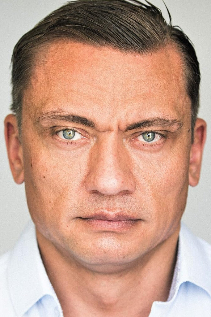 Алекс Батаряну