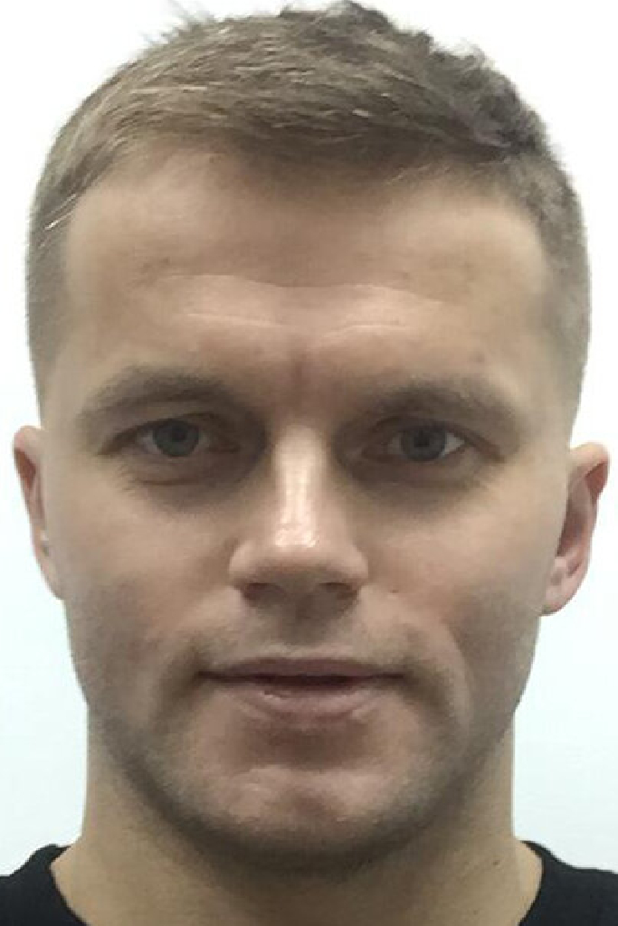 Дмитрий Голышев