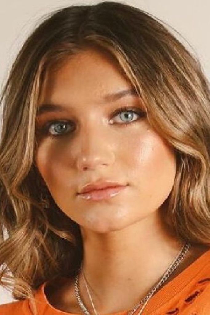 Mads Lewis