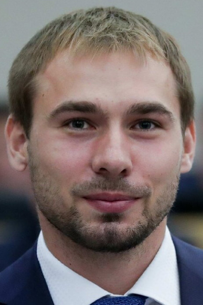 Антон Шипулин