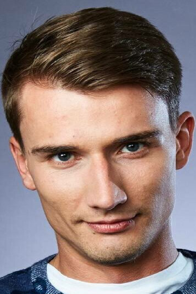 Алексей Жарков