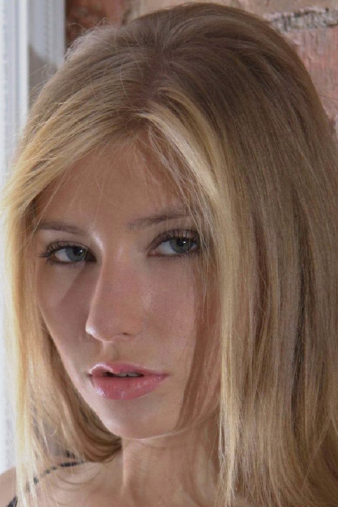 Vanessa O.