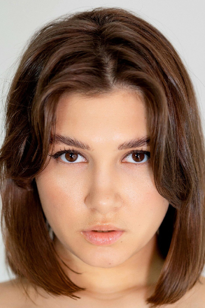 Ellie Luna
