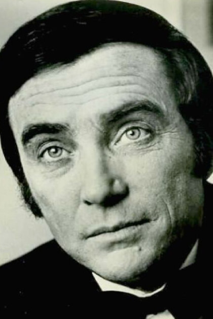 Роберт Куорри