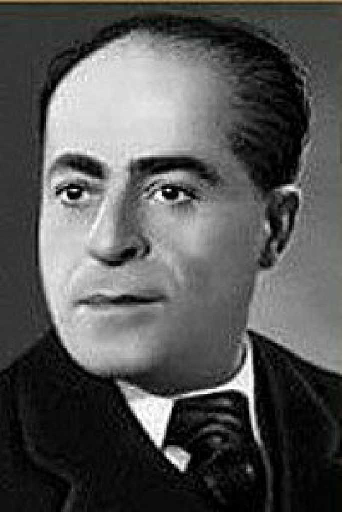 Вардан Аджемян