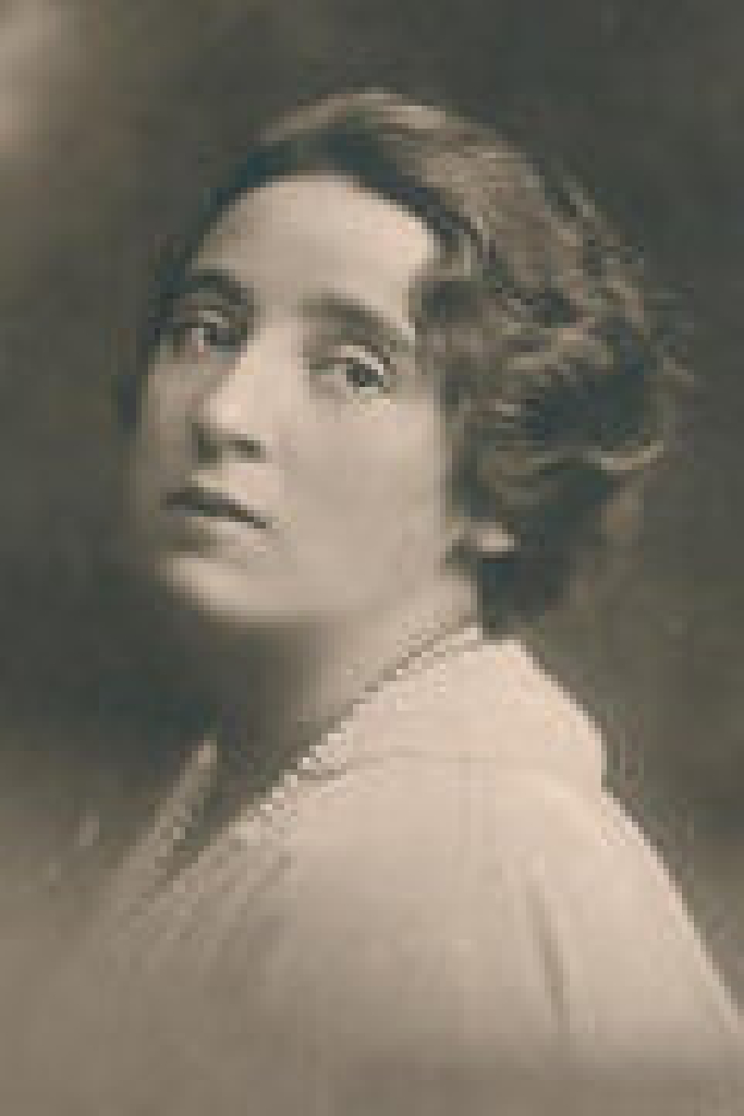 Martha Novelly