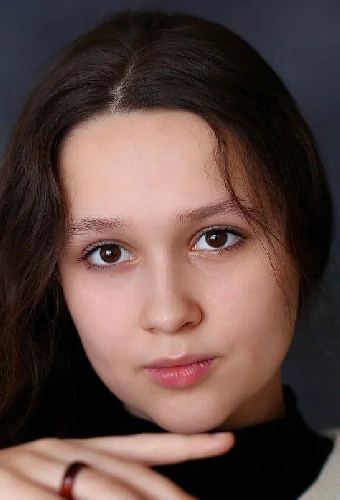Анна Чехомова