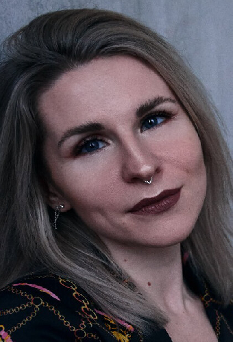 Виктория Сухарева