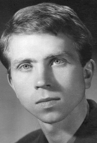 Олег Белов