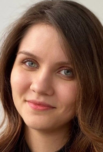 Анна Железнова