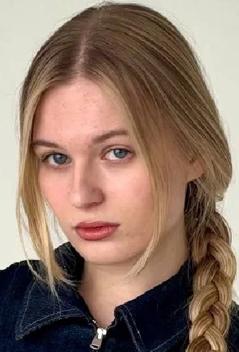 Елена Здоровцова