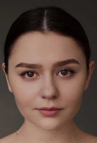 Галина Хайсарова