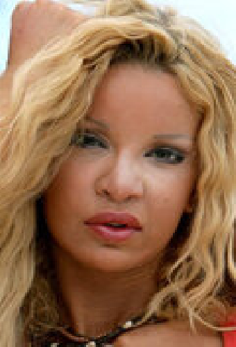 Alicia Douvall