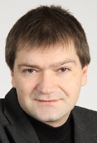 Павел Сухов