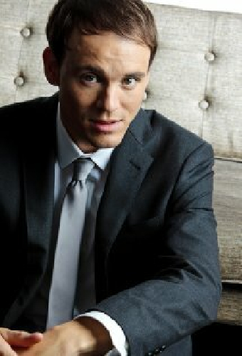 Брэйди Эбботт