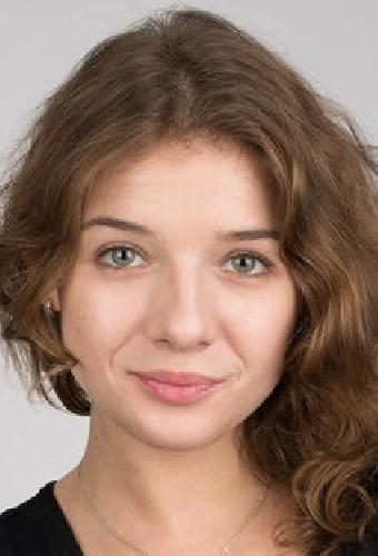 Александра Мельник