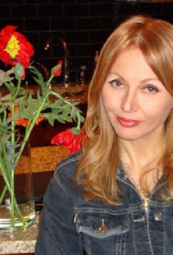 Марина Холл