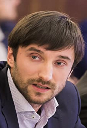 Александр Досталь