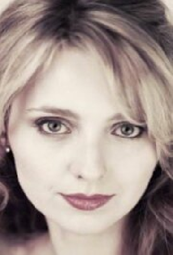 Памела Хэй