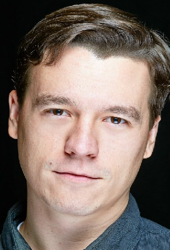 Дмитрий Абазовик